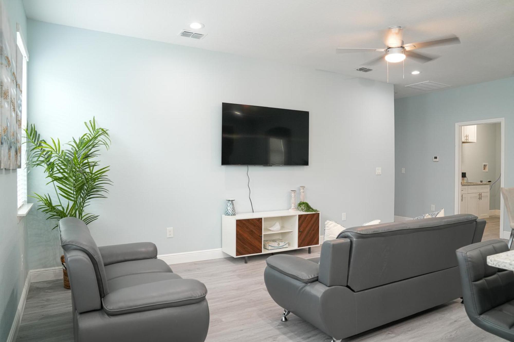 Chestnut Luxury Villas #3 坦帕 外观 照片